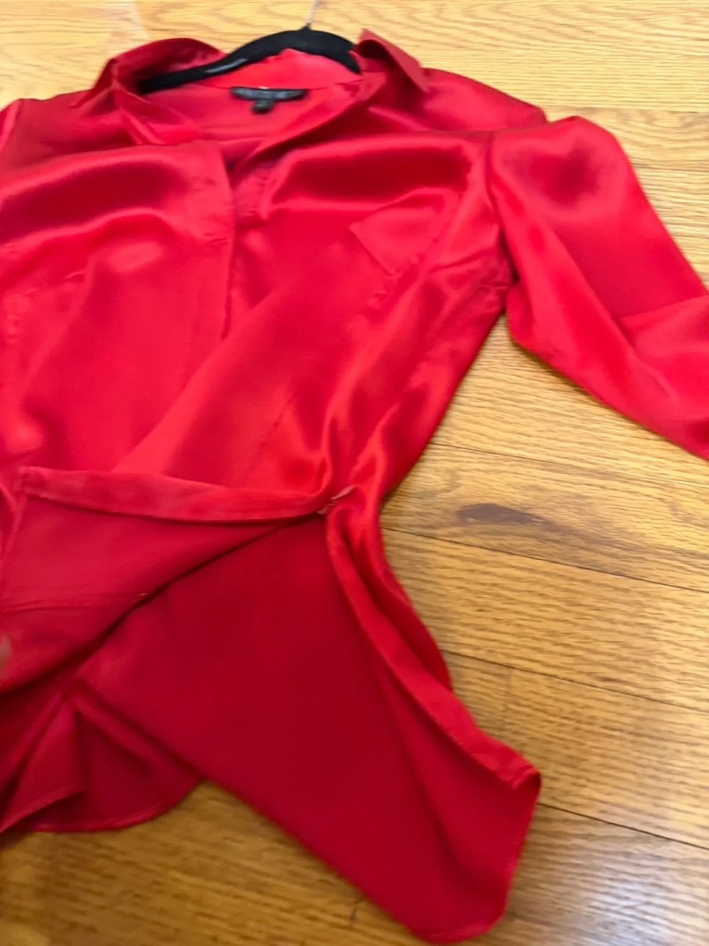Lafayette 148 New York Stunning Red 100% Silk Pullover Blouse, 2 - Luxury, Chic - Picture 10 of 10